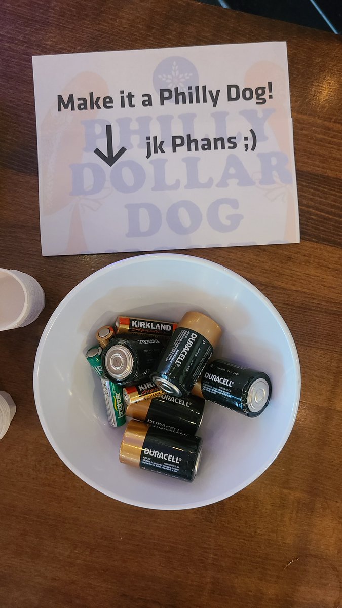 James (@lordhamlet73) on Twitter photo Shoutout to <a href="/fultonbeer/">Fulton Beer</a> for having Philly Dollar Dog Night before the Twins/Phillies game "for baseball fans who can be trusted with $1 hot dogs".
I did not throw any batteries.
<a href="/PhandemicKrew/">The Phandemic Krew</a> <a href="/CrossingBroad/">Crossing Broad</a> Shoutout to <a href="/fultonbeer/">Fulton Beer</a> for having Philly Dollar Dog Night before the Twins/Phillies game "for baseball fans who can be trusted with $1 hot dogs".
I did not throw any batteries.
<a href="/PhandemicKrew/">The Phandemic Krew</a> <a href="/CrossingBroad/">Crossing Broad</a>