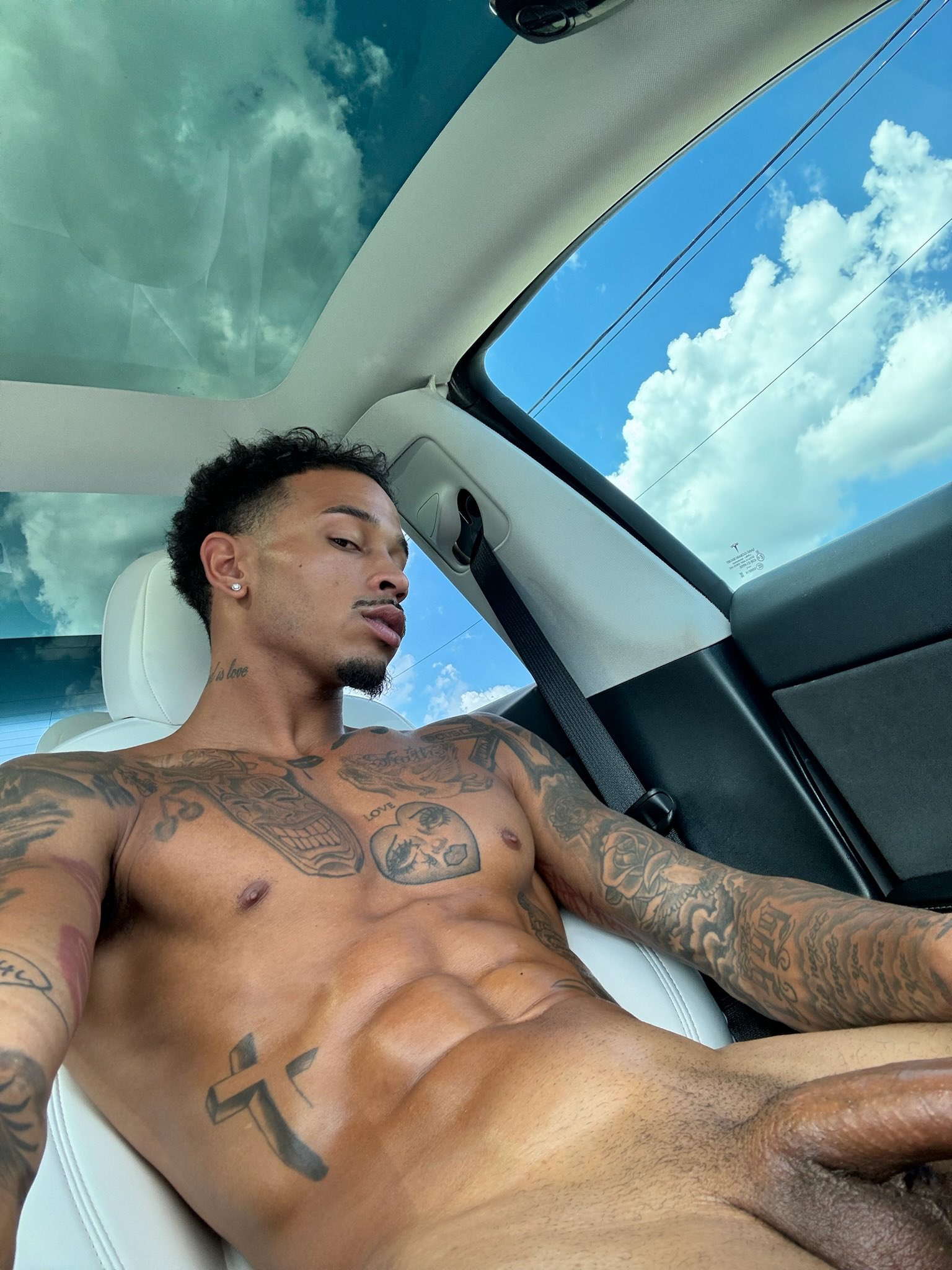 Trap on X: 😏 t.colzalARIHL5  X