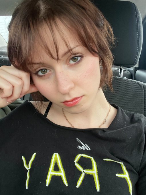 I started taking Prozac and threw out all my black liquid eyeliner https://t.co/dQ4jnOc6mM