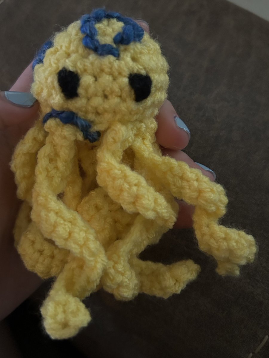 TangyCitrusBrry's tweet photo. I made a lil Octo for @Tidal_R4VE :)

#Splatoon https://t.co/CLcNdUWv2B