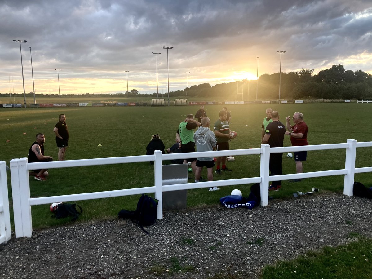 Enjoyable <a href="/RFUMidsClubSup/">RFU Midlands Club Support</a> CPD at <a href="/Lincoln_Rugby/">Lincoln Rugby Club</a> this evening. Joined by coaches from Gainsborough <a href="/SleafordRFC/">Sleaford Rugby Club</a> and <a href="/RasenLouthRugby/">Rasen & Louth Rugby</a> ❤️🤍💚🏉