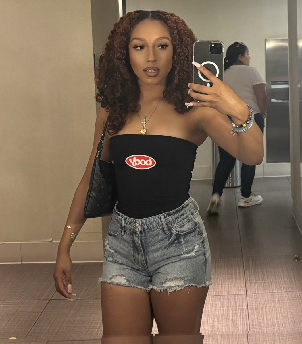 If anything, I’m everything 🫀