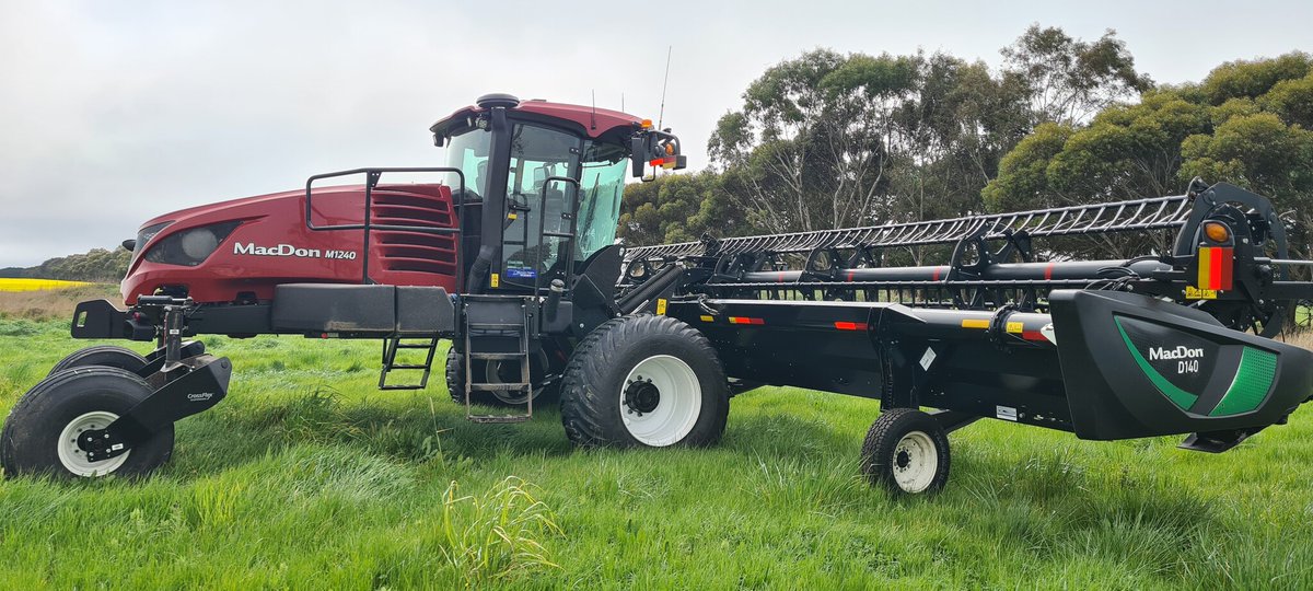 🌾🚜 Getting ready for Windrowing yet?? 
We’ve got you covered with John Deere steering platform kits ready to go!!
Ensure your gear is prepped and ready to tackle the job! 💪🌱

#AgTech #SwathingSeason #Farming #FarmSupport #PrecisionAgriculture