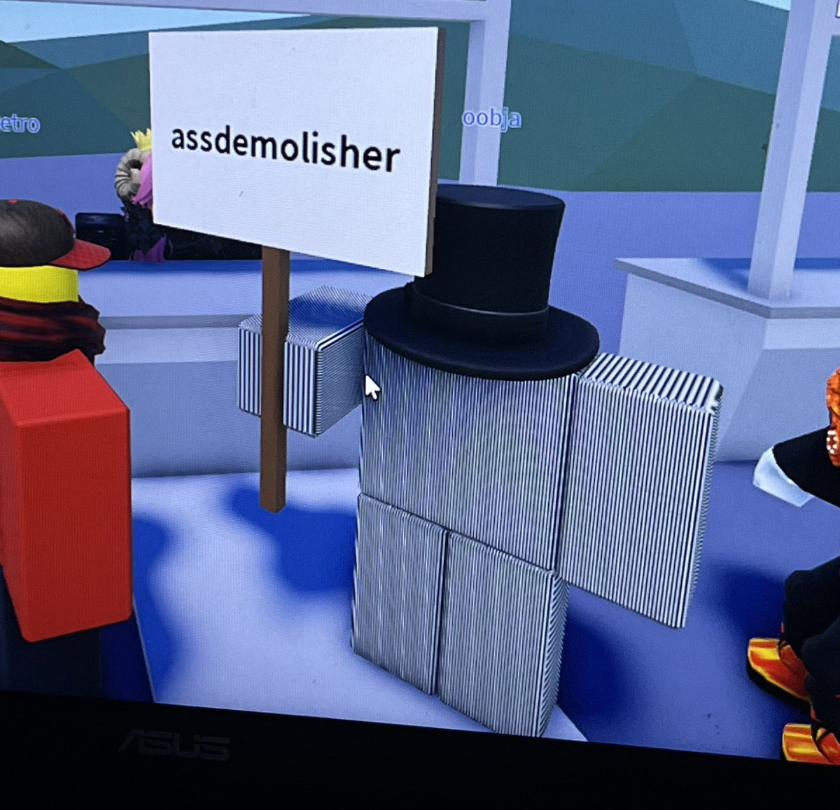BadRoblox_'s tweet photo. BadRoblox #badroblox https://t.co/huSFa38eL2