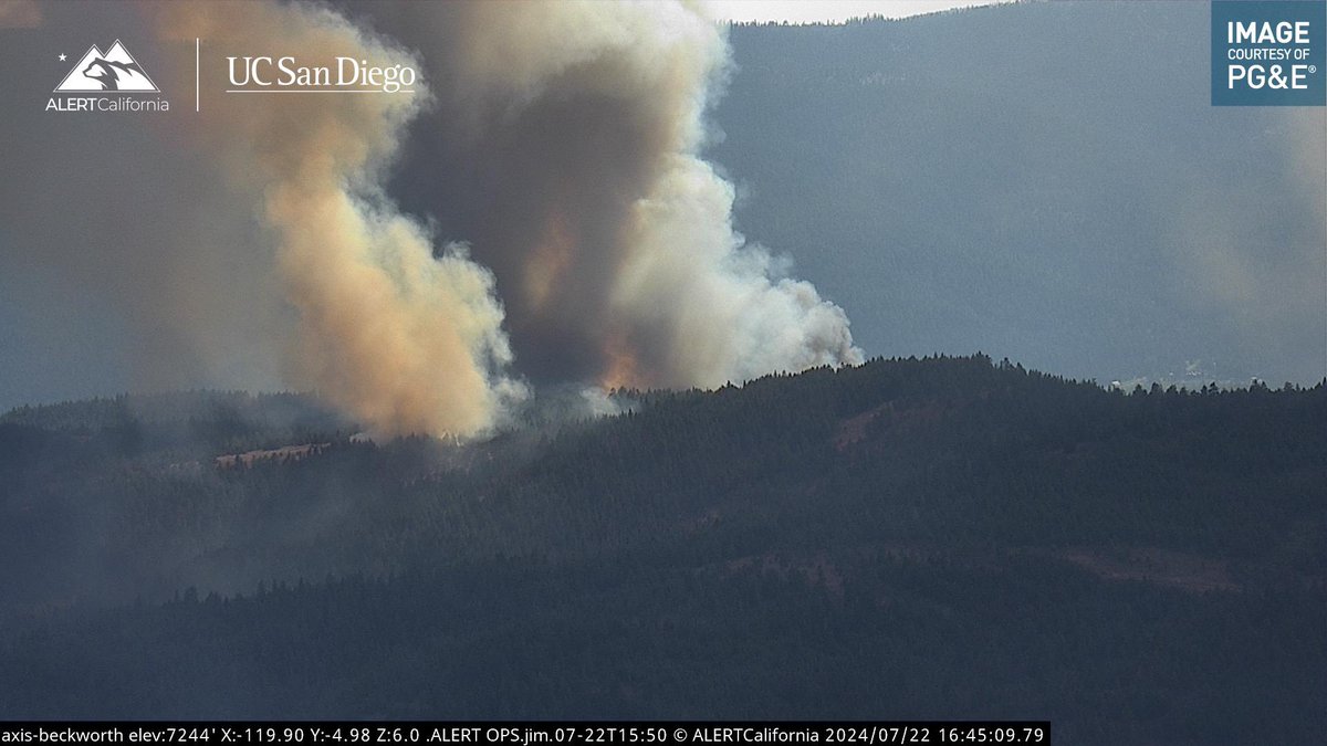DanielFireTruck's tweet image. Two New Brush Fires Lightning Fires.
#SmithFire 15 acres, High ROS, Located North of Hwy 70, Portola.
#MillFire 25 acres, Located Martineck Rd, WhiteHawk.
1st image SmithFire, 2nd image MillFire.