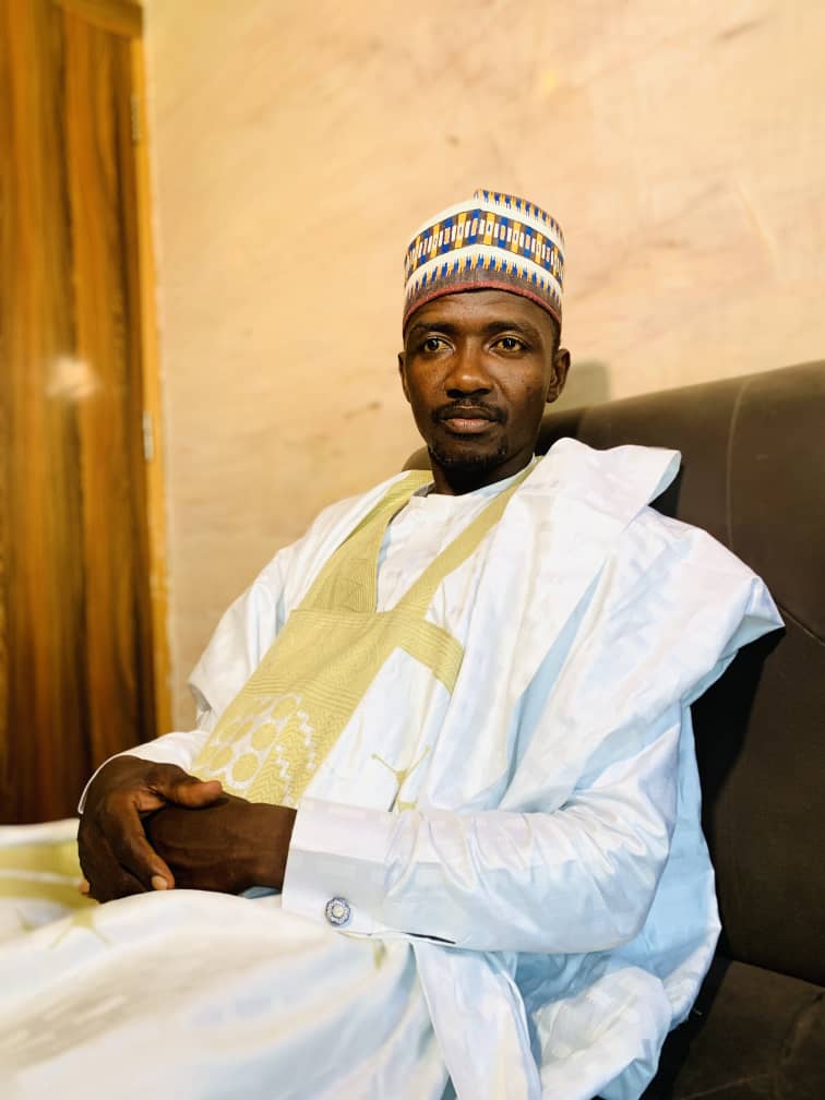 _TISOSA's tweet photo. Meet Hon. BLDR. Ishaq Muhammad Hassan (CHAIRMAN TISOSA) a shining example of leadership and community service! A proud Tekond International School alumnus, his connection to the institution remains strong, with his children now following in his footsteps. https://t.co/SLr3DccGXK