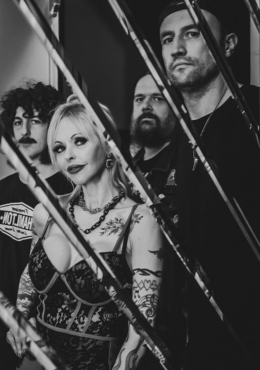 CJ  SLEEZ tweet media