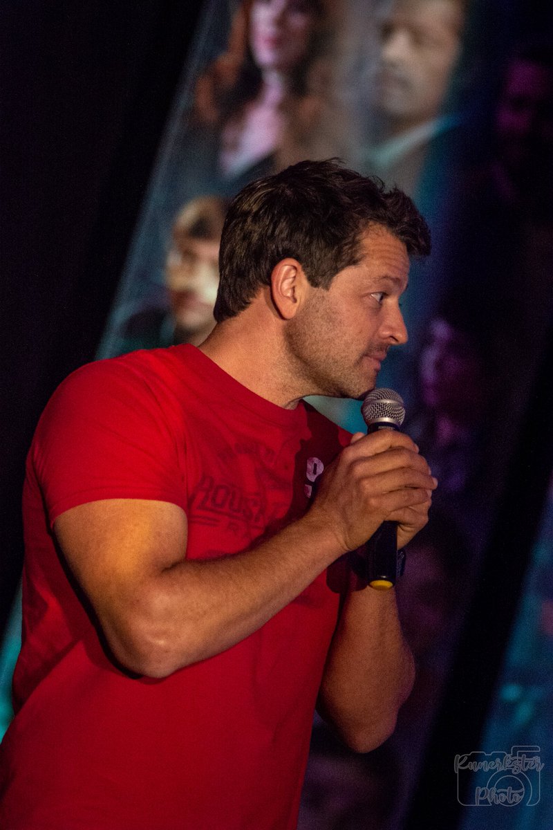 kunerksterphoto's tweet photo. #redtshirt…I hope Irena still has this muted 😂 https://t.co/ZVtIuXUlK2
