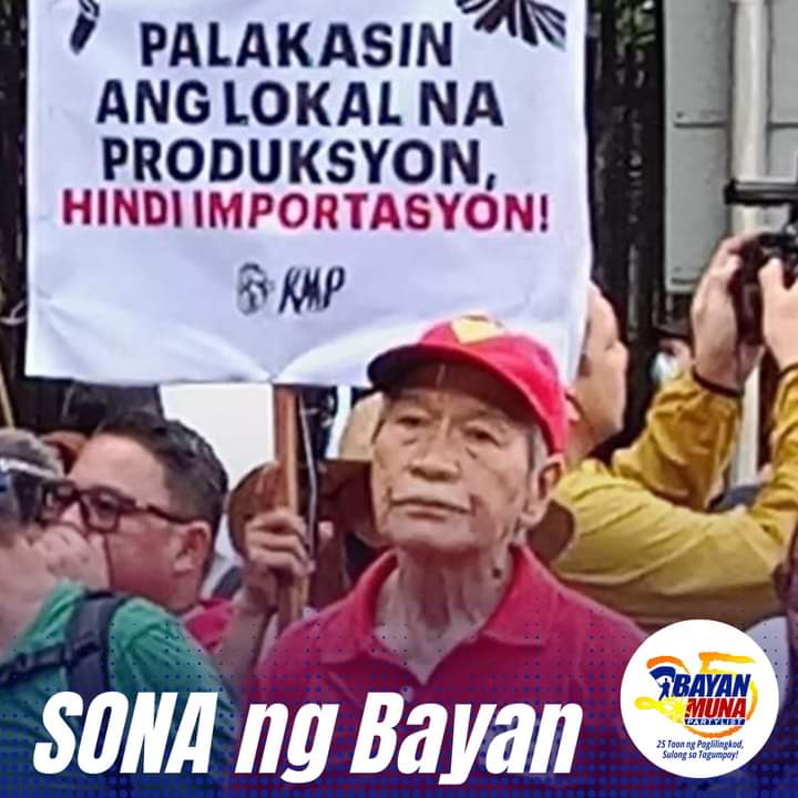 BayanMuna's tweet photo. Ilan pang larawan sa maulan ngunit naglalagablab na pagtindig at paglaban!
#PeoplesSONA #SONA2024 #SONAngBayan #bayanmuna25 https://t.co/iJYzrWMPNb