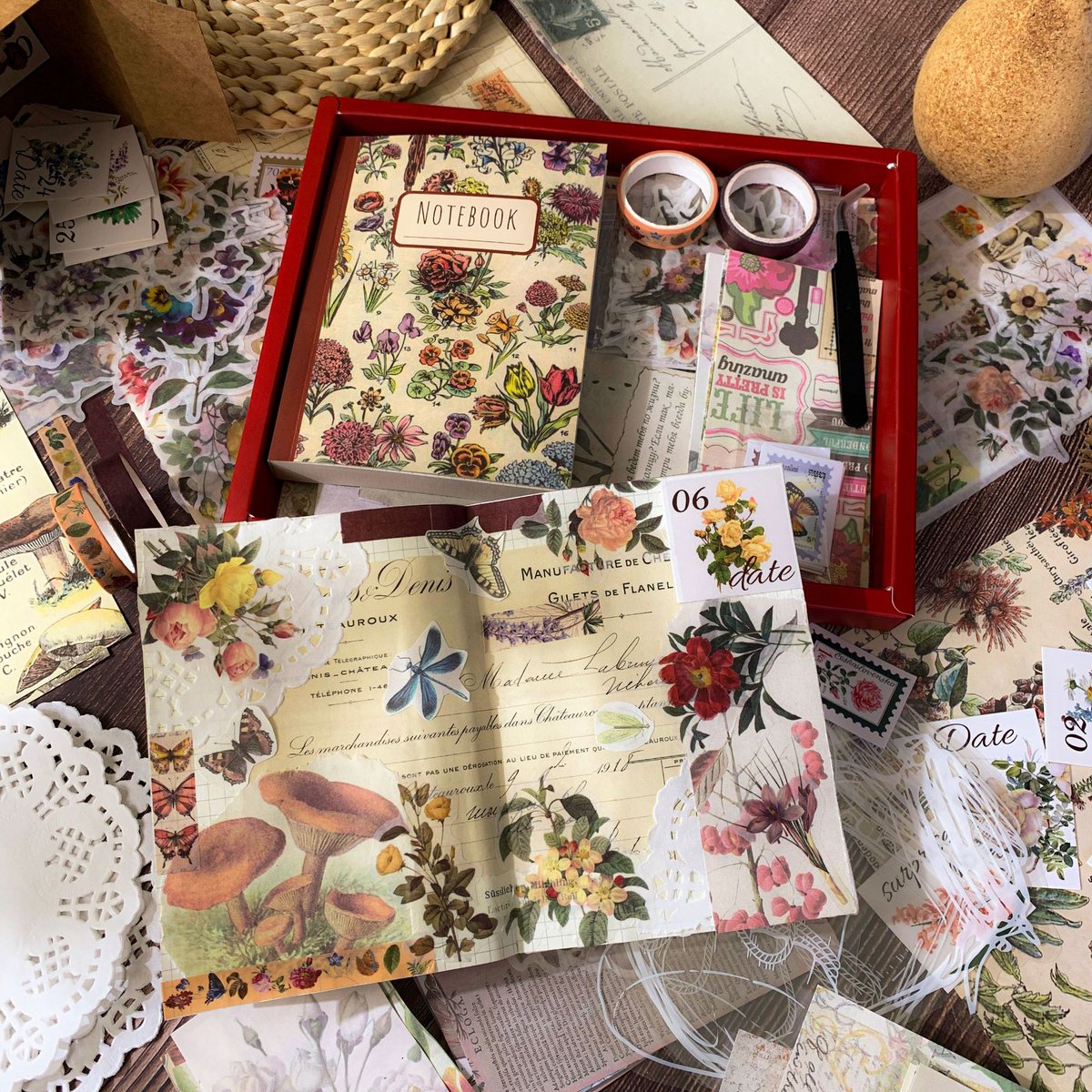 JSjournaling's tweet image. Add a touch of old-world charm to your creative endeavors. #artjournal #creativejournal #handmadecraft #fairy #amsr