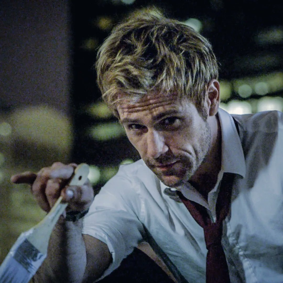 ShellyQ20's tweet photo. 🔥Some #MattRyan #Constantine a day keeps your demon away!🔥
Screenshot (47/∞) from episode 1x01: Non Est Asylum (🧵1/2) https://t.co/6jYX7F6cqk