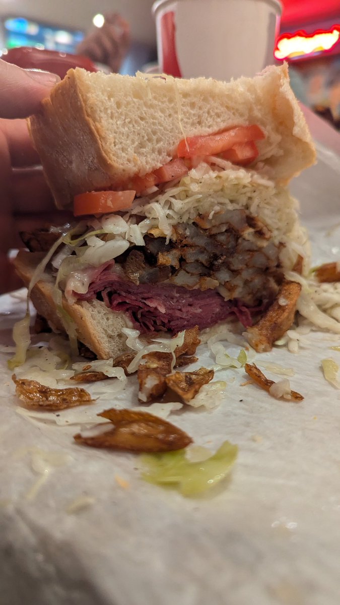 Random_D_Guy's tweet image. Tekko is done, I had a great time with some great people. But man fuck driving in the city.