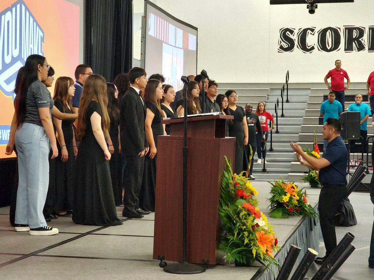 MVHS Choir tweet media