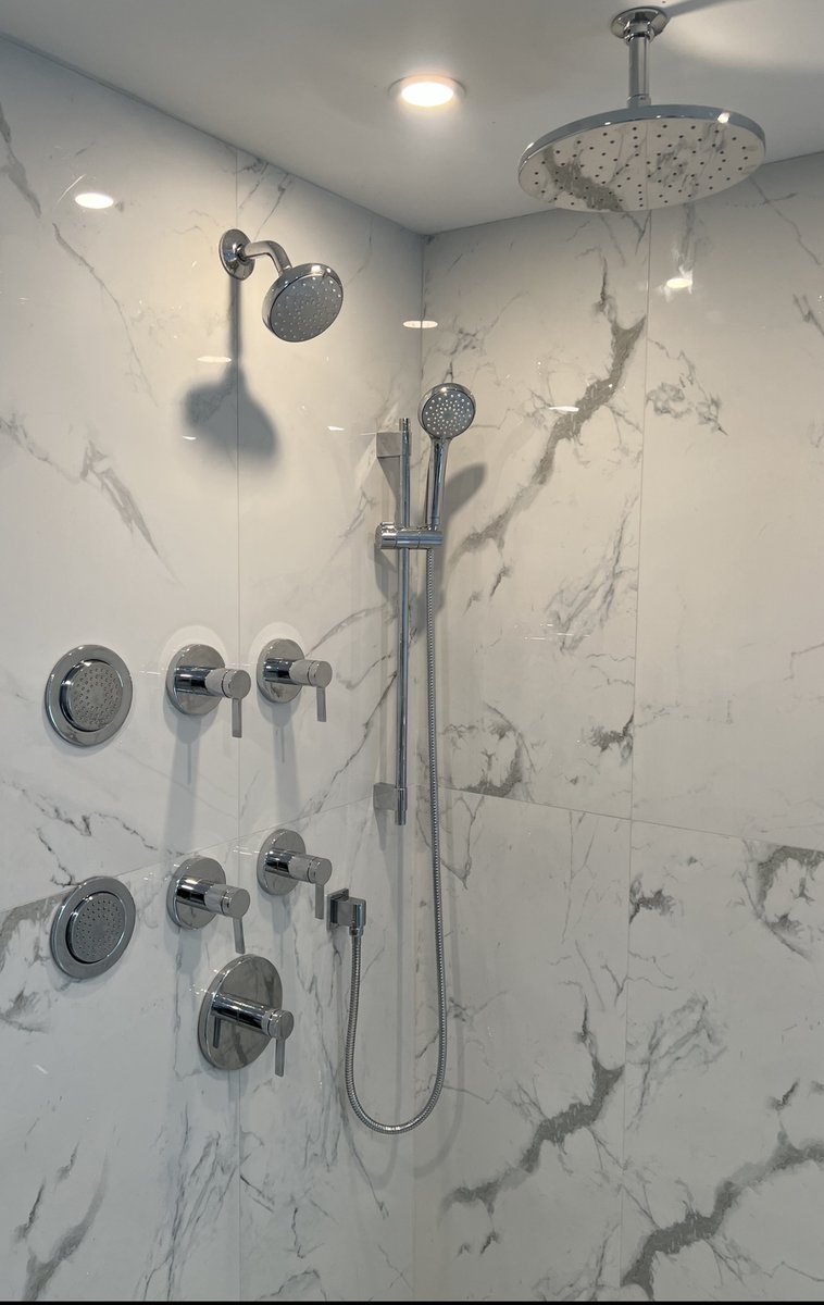 KMBcapecod's tweet image. #CapeCod #Boston #Capecodsummer #bathingshow #bathroomremodeling #Plumber #plumbing #kohler @kohler @hgtv #centerville #osterville #summerhouse #valves #water #showerroom @SupplyHouse_com @capecodtimes