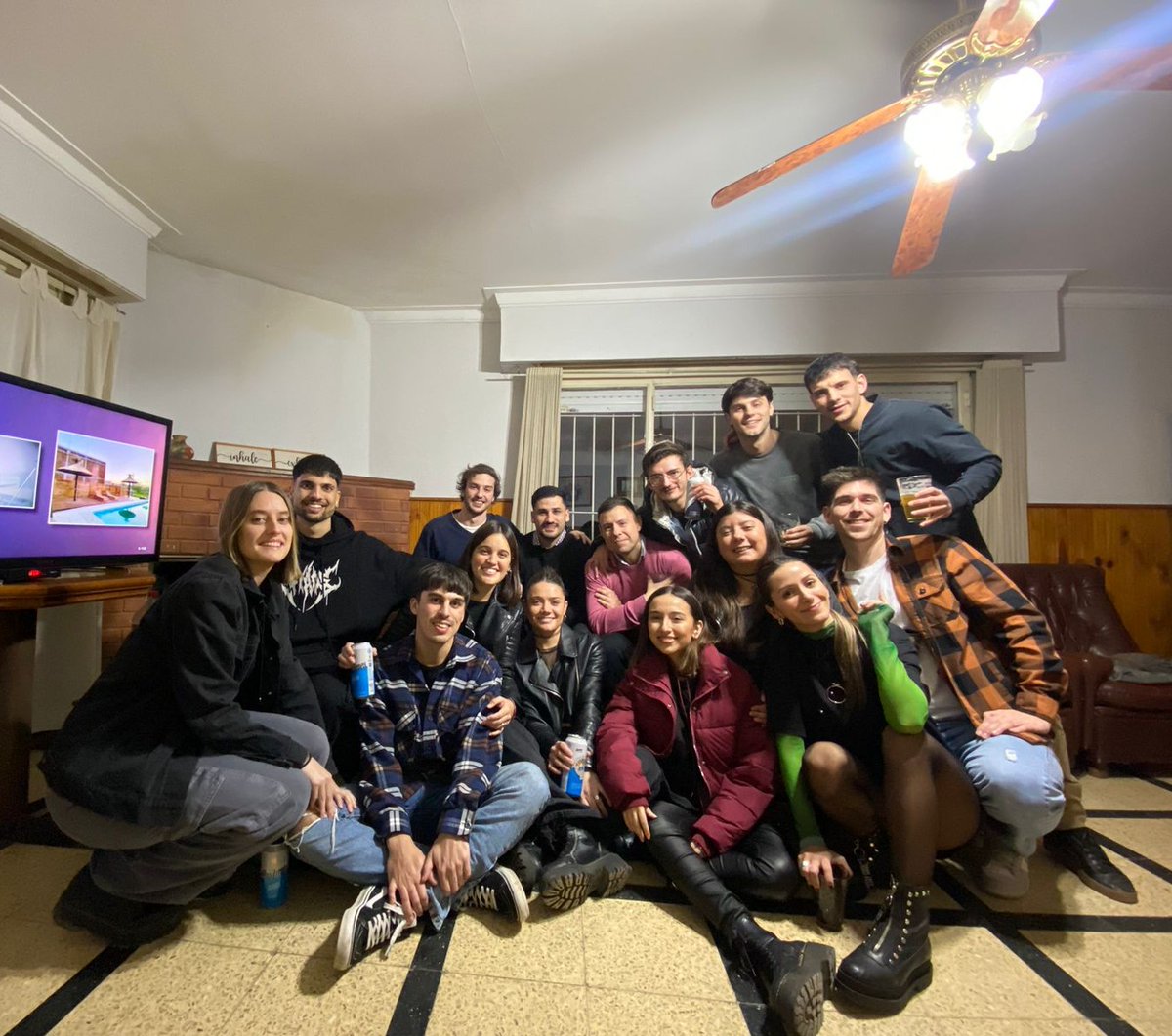JuanMJauregui's tweet photo. 2/2 ♥️ https://t.co/fKbjFabSSg