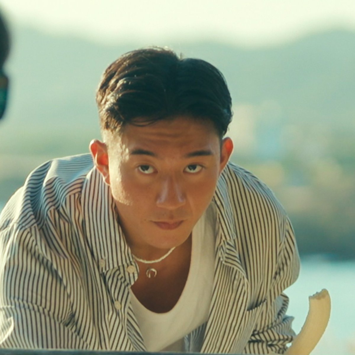 netflix's tweet image. New eps of The Boyfriend in 6 hours 👀