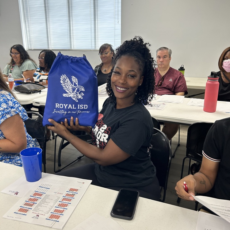 RoyalISD's tweet photo. Welcome to the Falcon team! Thank you to Royal ISD Human Resources for hosting New Employee Orientation sessions. #WeAreRoyal #InvestingInOurTomorrow #FalconPride https://t.co/XaKHHnfcS5