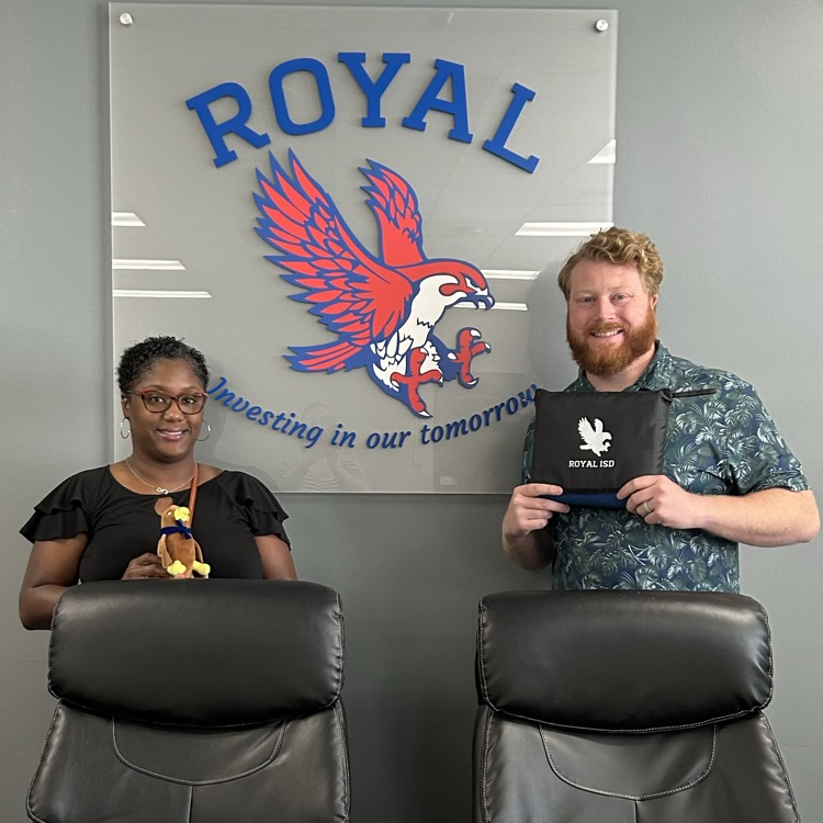 RoyalISD's tweet photo. Welcome to the Falcon team! Thank you to Royal ISD Human Resources for hosting New Employee Orientation sessions. #WeAreRoyal #InvestingInOurTomorrow #FalconPride https://t.co/XaKHHnfcS5