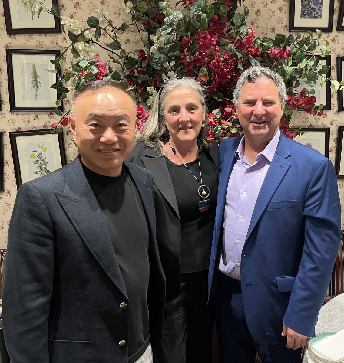 Larry Marshall (@drlarrymarshall) on Twitter photo Such a pleasure to catch up with 2 gurus of Solar <a href="/renate_rje/">Renate Egan</a> & Zhengrong Shi <a href="/sunmanenergy/">Sunman Energy</a> <a href="/sundrivesolar/">SunDrive</a> & reminisce on our student days together trying to convince the world that Scientists can be great CEOs by turning #InventionToInnovation Such a pleasure to catch up with 2 gurus of Solar <a href="/renate_rje/">Renate Egan</a> & Zhengrong Shi <a href="/sunmanenergy/">Sunman Energy</a> <a href="/sundrivesolar/">SunDrive</a> & reminisce on our student days together trying to convince the world that Scientists can be great CEOs by turning #InventionToInnovation