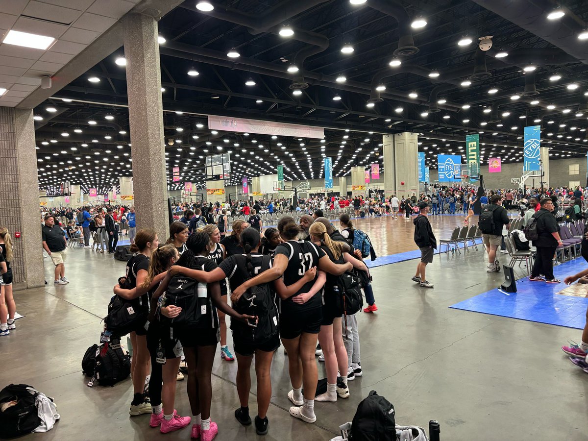 Coach Dunbar (@bjdunbar10) on Twitter photo Can’t say how proud I am of this team and coaching staff! To win the EYCL play-in game then make noise in the EYBL, they set the standard! #MokanMovement Can’t say how proud I am of this team and coaching staff! To win the EYCL play-in game then make noise in the EYBL, they set the standard! #MokanMovement