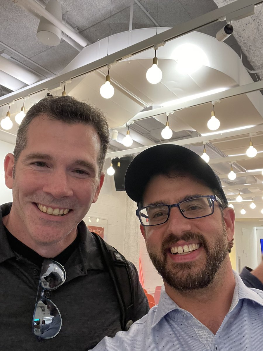 MordyOberstein's tweet photo. Big thanks to @lilyraynyc @CarrieRosePR @CECabrera_ @JShehata @geochingu @RayMartinezSEO @ericasmyname @nickeubanks @itsterryrice @heydomenica and Katie Morton of @sejournal for marking the @WixStudio Digital Marketing Meetup in NYC absolutely fantastic!

Great seeing @MichaelLewittes @BethNunnington @richsangerSEO Stephanie Pryor and so many more!