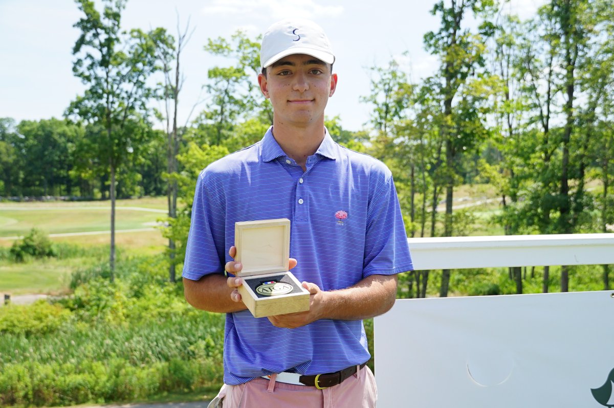AJGAGolf's tweet photo. Shining bright at Nemacolin π
Evan Fulgieri (-1), Christopher Hoffman (-1), and Yingtong Jiao (-2) earned their spots in the #NemacolinJr through Sunday's qualifier. https://t.co/palJTOfPEk