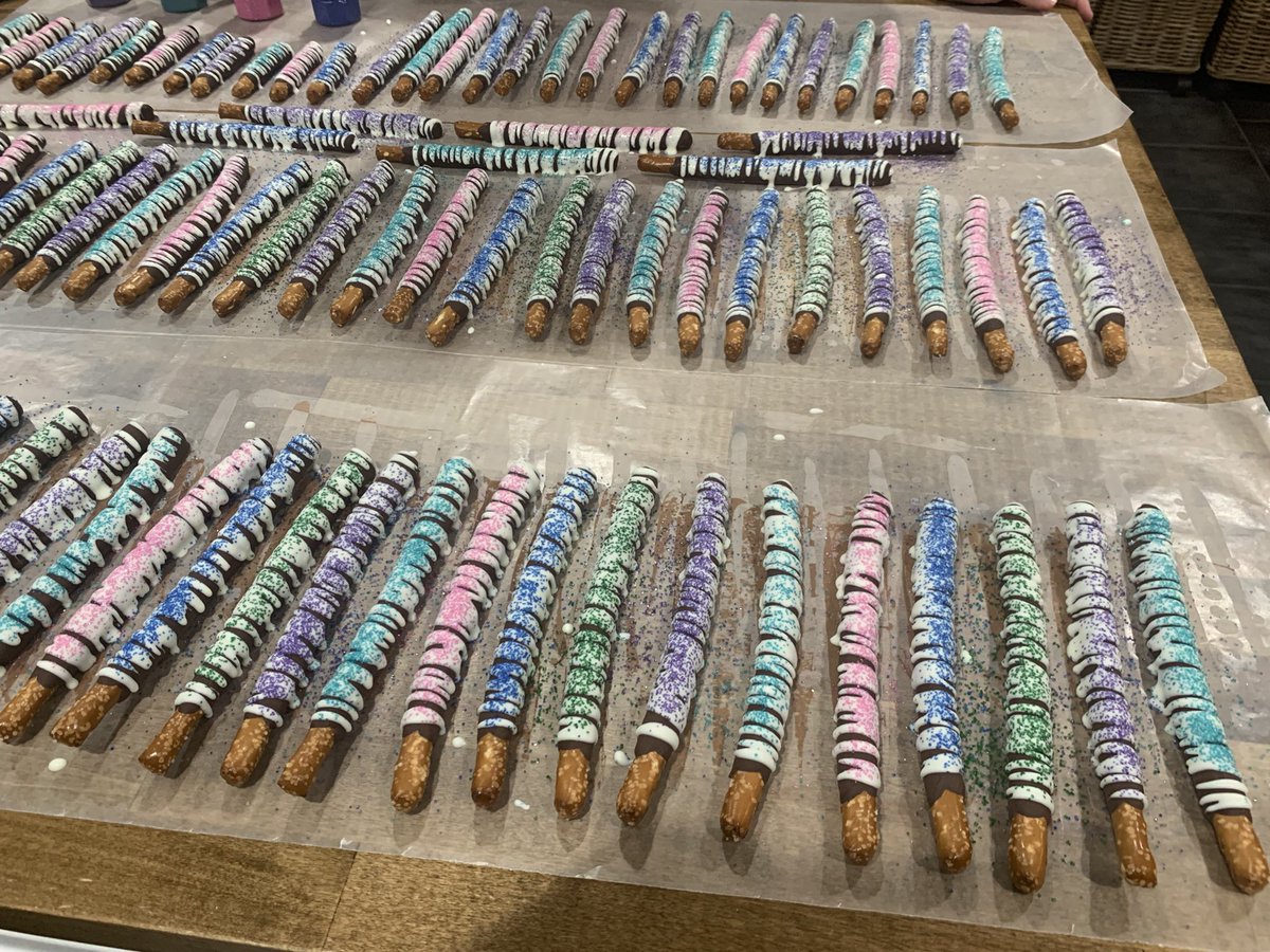 This Thursday is the day.  Preparation is ongoing. Donations >$25 get chocolate covered pretzels or lemon pound cake while supplies last. 1 Venmo @whitslemonade  2 checks to open door home  3  cash is always good.  Please give generously to ODH. 💪🍋🍪🍋