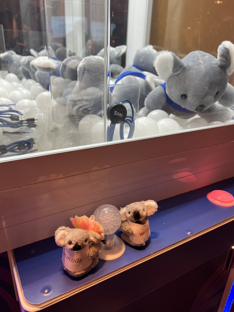 metacoda's tweet image. The @metacoda koala were excited to see @SASsoftware koala claw machine at #SASInnovateOnTour! 🐨🙌
They missed out in collecting one though 😢

#SASusers #SASpartners #metacoda #metacodakoala