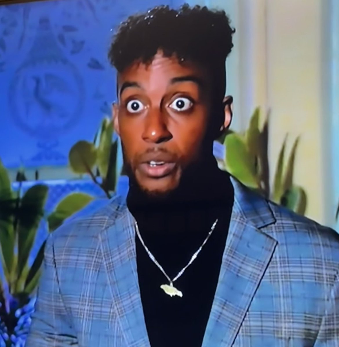 The Bachelor Hot Tub tweet media