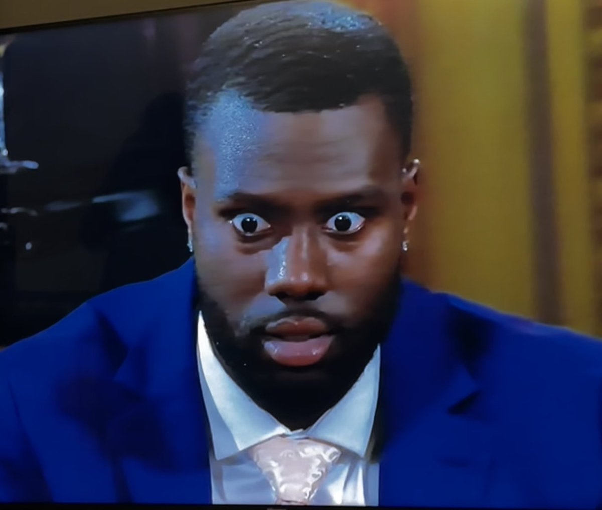 The Bachelor Hot Tub tweet media