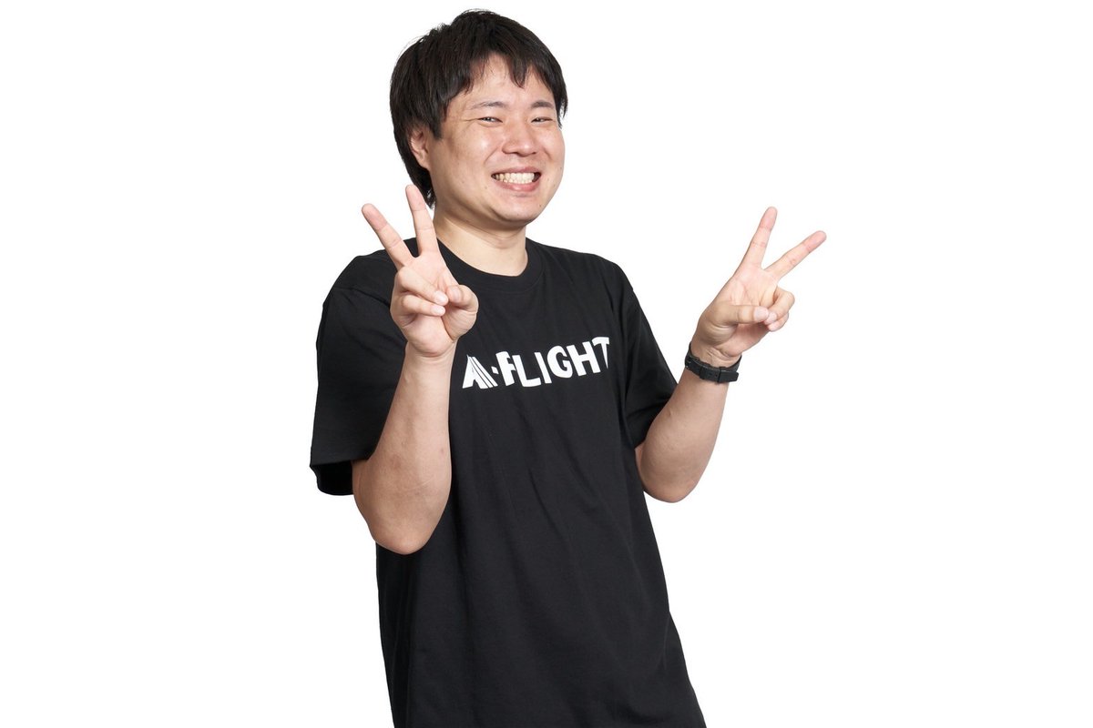 Ryuta_Arihara's tweet photo. 36歳の誕生日を迎えました🎂
今年もなんとか元気に迎えることができました😭
ダーツに仕事に遊び、全部に全力でできる限り挑んでいきます。
これからも皆様と一緒に楽しく過ごせたら幸いです😁
宜しくお願いします😌 https://t.co/WrqbHfUUT9