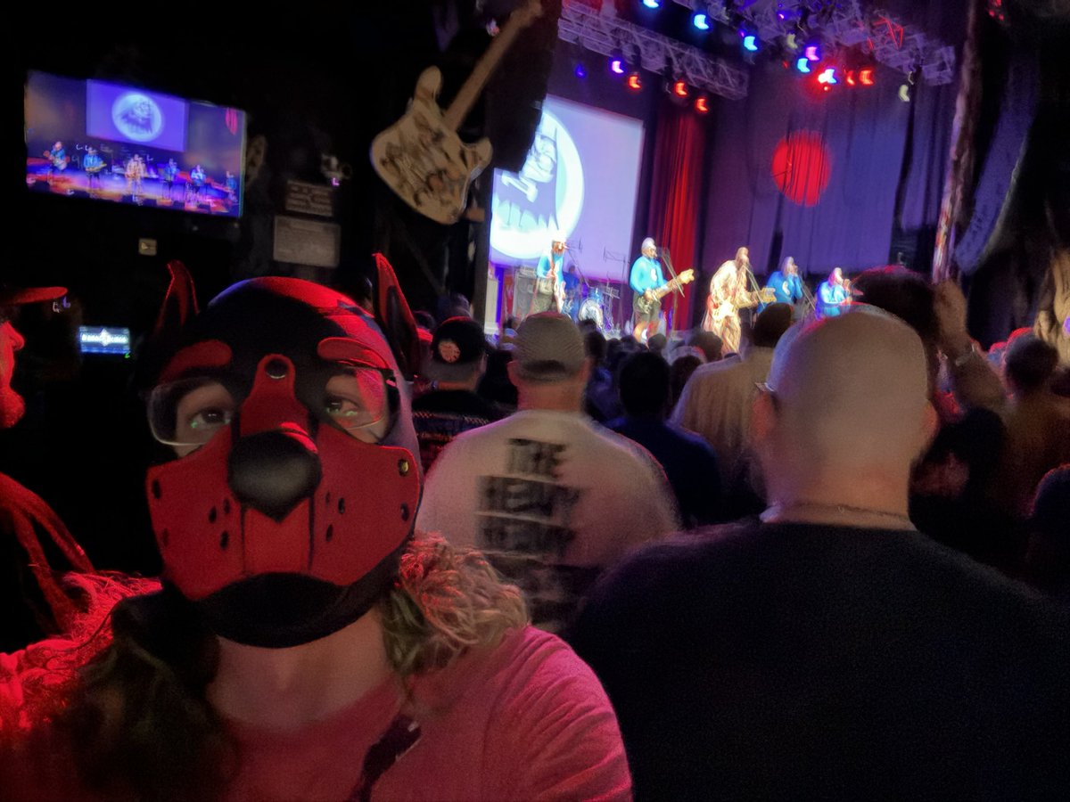 NSFNUKE's tweet photo. Aquabats https://t.co/Ub0OTC4pHX