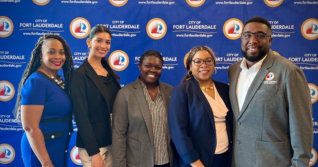 This morning, small businesses from all over #FTL joined us to learn more about the resources available through the City &amp; the U.S. Small Business Administration. Panel discussions centered around successfully growing a small business &amp; doing business with #TeamFTL.

Acting CM