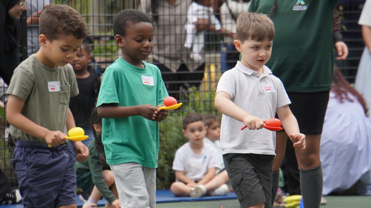 AlbionPrimary's tweet photo. EYFS Sports Day was brilliant. Children showed their sporting abilities through different activities. They never gave up and had a wonderful time. #APSResilience https://t.co/2Gyu0FFua6