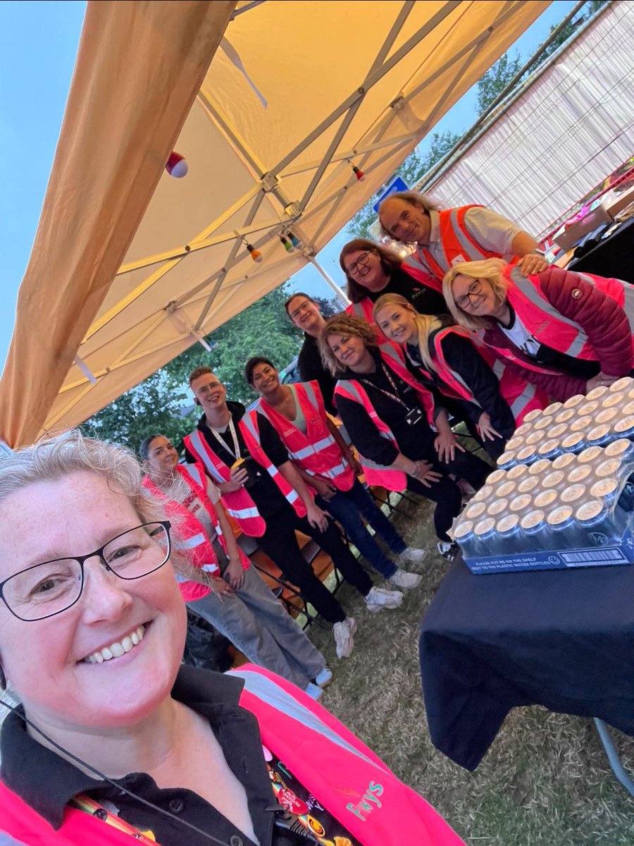 Possible spiking, cold and wet, relationship break up, foot injuries, "tired and emotional" just a sample of the nights work  for the <a href="/PowysOAYW/">Powys Open Access Youth Workers</a> and the wider Builth Wells Event Safety Group. 3rd night down and about 1000 Bottles/cans of <a href="/Radnorhills/">Radnor Hills Spring Water & Soft Drinks</a> water supplied to the public.