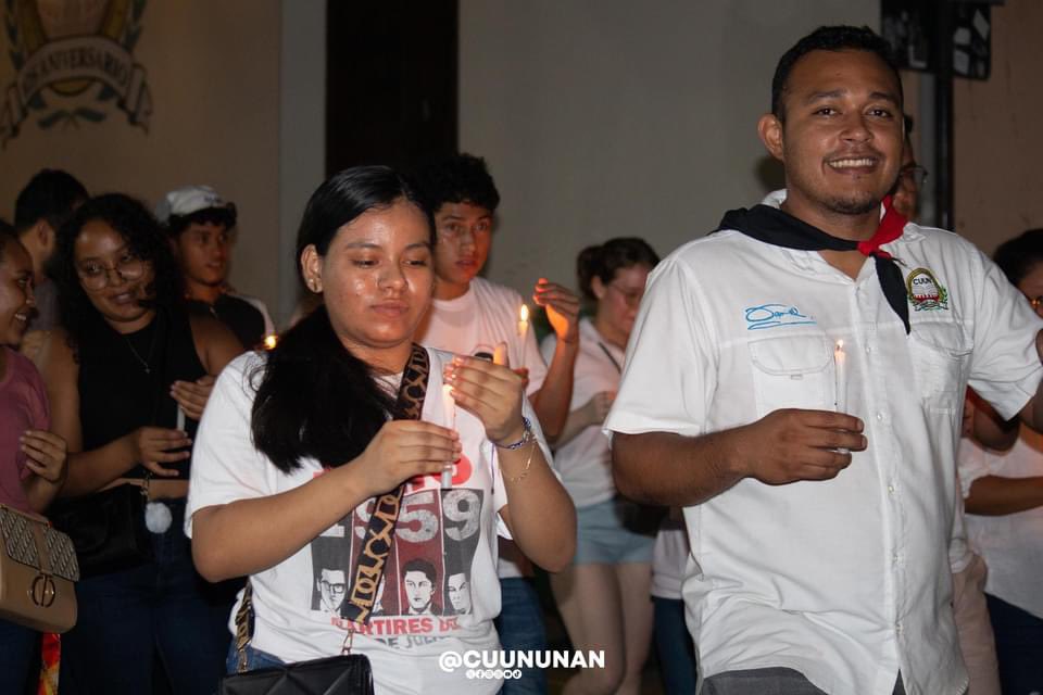 Histórica Caminata de las Velas por las calles de la Ciudad Universitaria, recordando a nuestros Héroes y Mártires del 23 de julio de 1959.

#CUUN1914
#SiempreSera19
#SiempreSera23