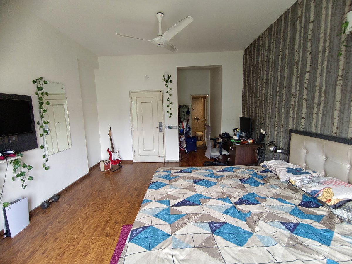 RonSebastian10's tweet photo. Heloo peeps! Looking to rent out my beautiful room in a 4BHK gated society in Indiranagar - for August and September! 

Ready to move in, fully furnished with an amazing view + wooden floor. 25k pm rent- No other expenses!

DM me for details 

@BangaloreRoomi @fmrbangalore https://t.co/yXTnsV55HB