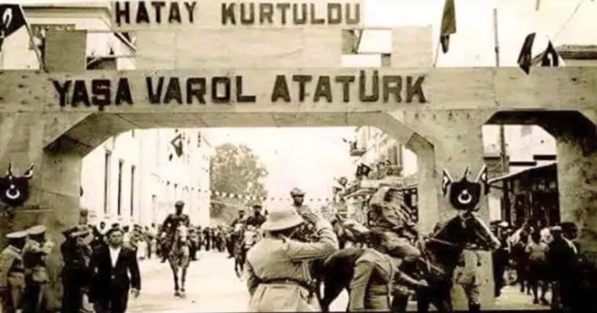 23 Temmuz Hatay'ımızın Türkiye Cumhuriyeti'ne katılışının 85.yıl dönümü kutlu olsun.

Gazi Mustafa Kemal Atatürk başta olmak üzere bu cennet vatan uğruna canlarını feda eden tüm aziz şehitlerimizi minnetle ve rahmetle anıyoruz.