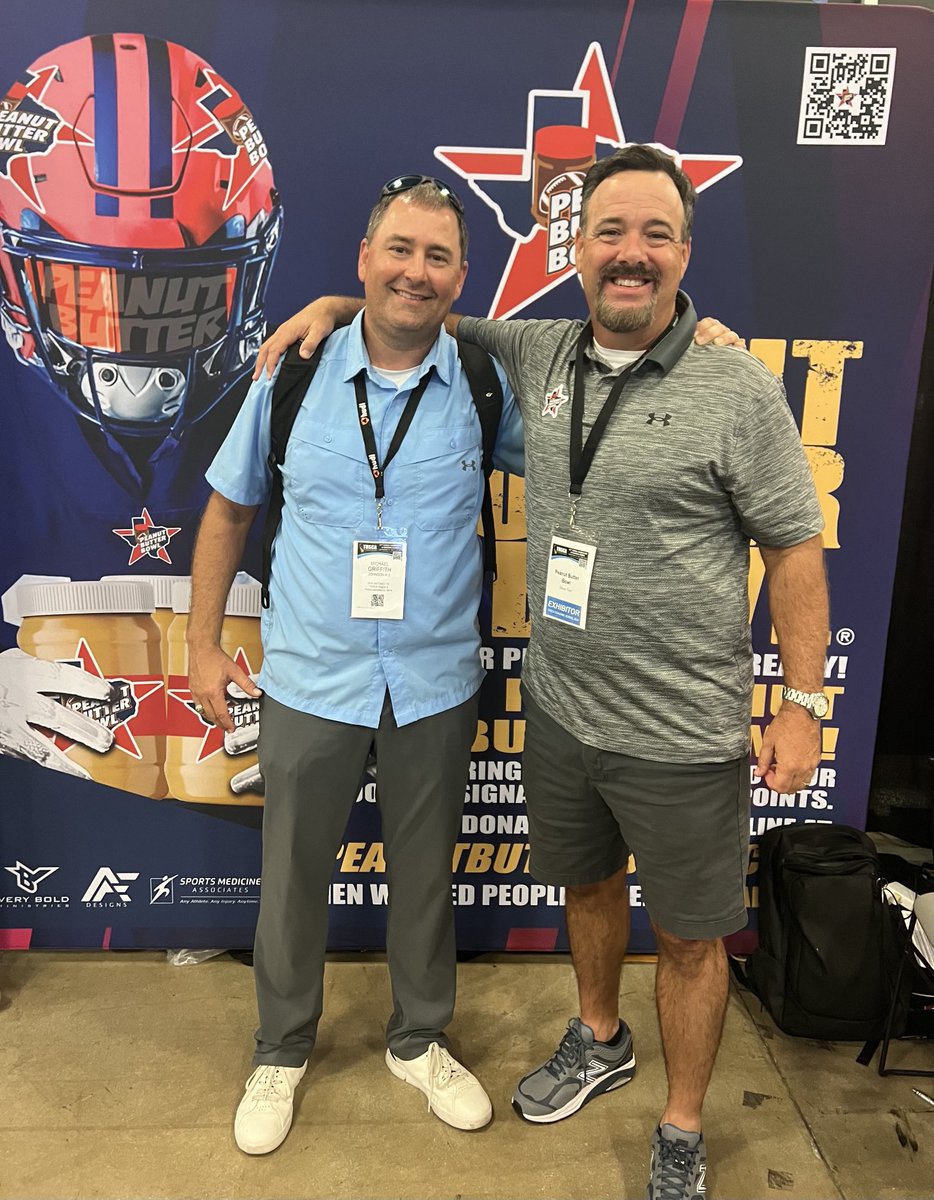 PeanutButterBwl's tweet photo. Just. One. Word. GRIFFFFFFFF! ⁦@JPApride⁩ ⁦@CTJFootball⁩ ⁦@CTJohnsonHigh⁩ https://t.co/6E2UFWbiMt