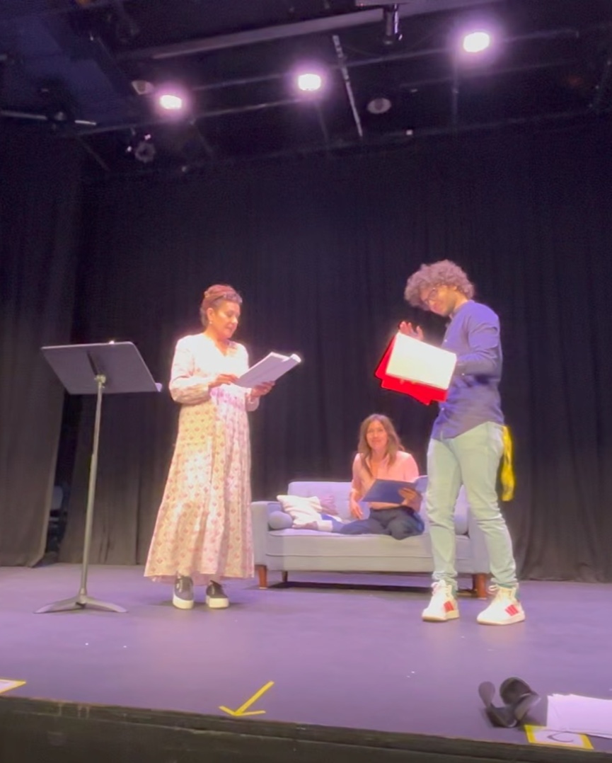 Eloi Gerard (@eloixr) on Twitter photo Some great plays need a little French speaking voice!
Such a pleasure to help my friend <a href="/MarisolMedina/">Marisol Medina</a> on her play "L'Hôtel". Please people, stop say "Le Hôtel", just pronounce "Lotel" and it will be perfect 😁!
#theaterplay #theroad #northhollywood #hotel #fun Some great plays need a little French speaking voice!
Such a pleasure to help my friend <a href="/MarisolMedina/">Marisol Medina</a> on her play "L'Hôtel". Please people, stop say "Le Hôtel", just pronounce "Lotel" and it will be perfect 😁!
#theaterplay #theroad #northhollywood #hotel #fun