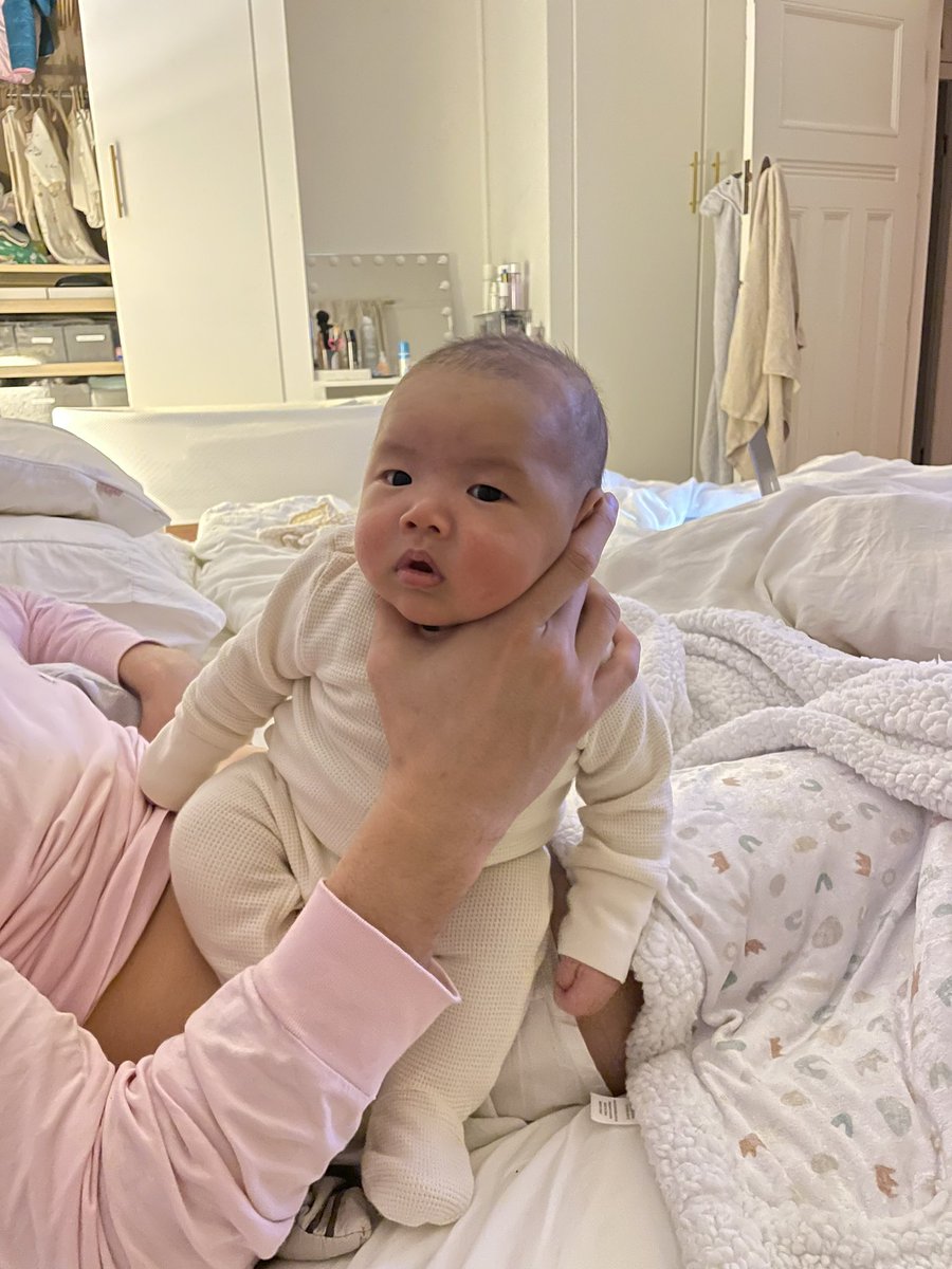 zohee93's tweet photo. I’m back. This time with a baby. https://t.co/5FzAihLCph