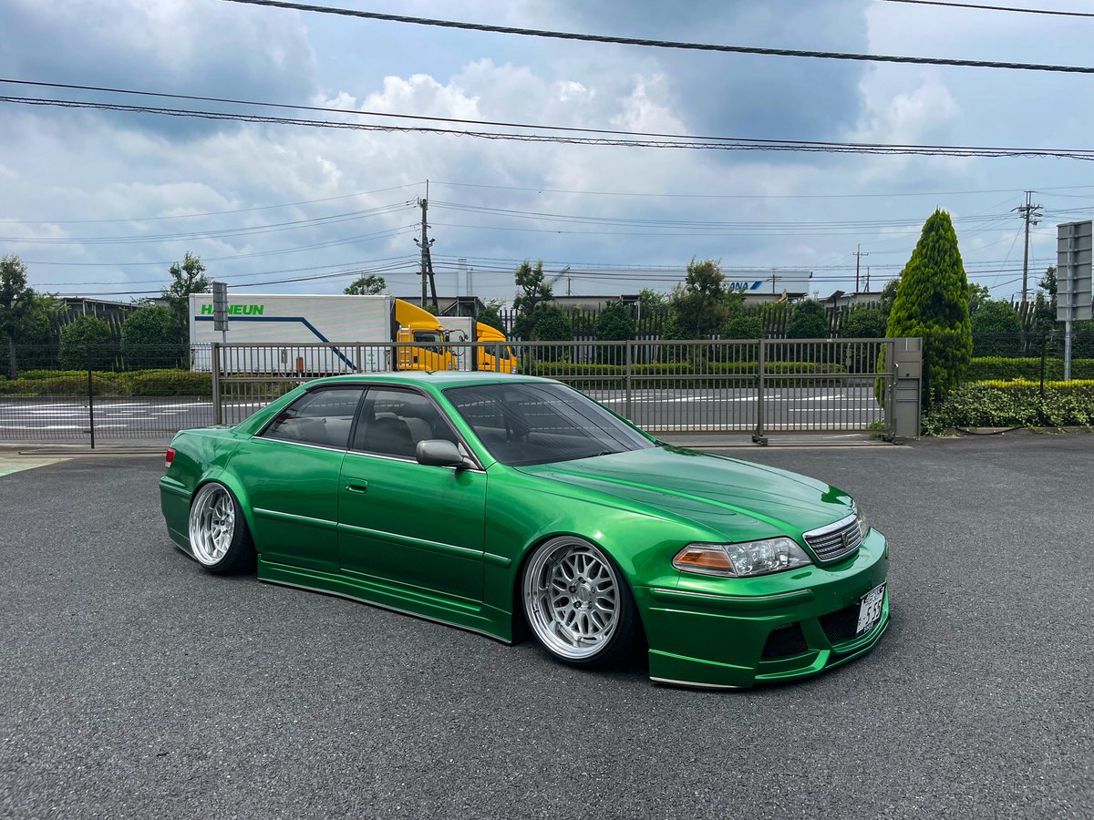 BDASHharu's tweet photo. #RTで私を有名にしてください

是非皆さんのお力貸してください🙇‍♂️✨️

もっとたくさんの方に見てもらいたい緑の車を😂😂😂 https://t.co/VmKtxXil1f