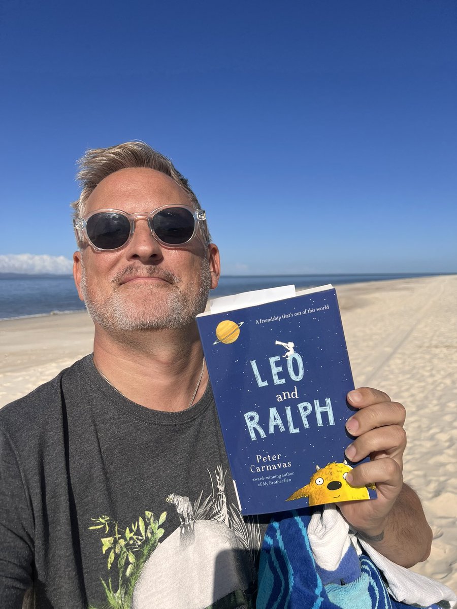 johnkolosowski's tweet photo. Winter in Australia = Heaven 🇦🇺 #books #morrisgleitzman #petercarnavas #bribieisland #australia https://t.co/JnZhJoPj3I