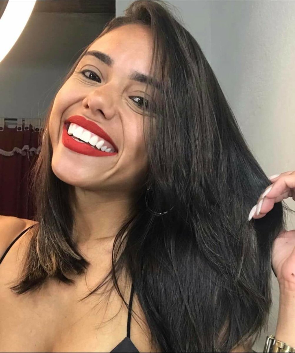 Tayane333's tweet photo. Descansa em paz minha Linda, que Deus te receba de braços abertos e que seu espírito encontre o caminho da luz na glória de Deus😭 te amo amiga😭😭💔😔 https://t.co/RaRkxSoyCM
