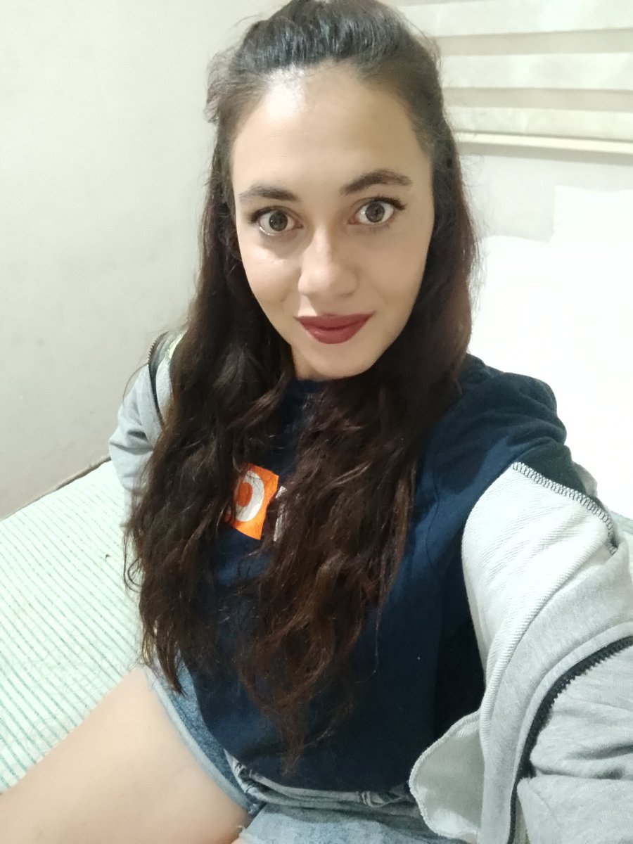 Günaydın #Mersin 
BU SABAH BERBAT UYANDIM TUM MAKYAJ MALZEME LERİM OLDUĞU GİBİ ÇANTASIYLA YOKK 😂😂😂😘 
#mersinesc #mersinescort #mersinbayan 
Görüşme yapıyorum detaylı bilgi için watsapp profilimde numaram mevcut.