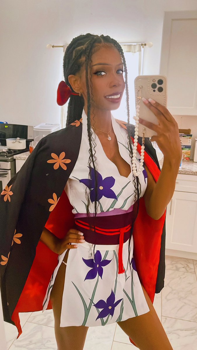 JaniLovie's tweet photo. Happy #ONEPIECEDAY ☠️🏴‍☠️ https://t.co/tnXJkutITy