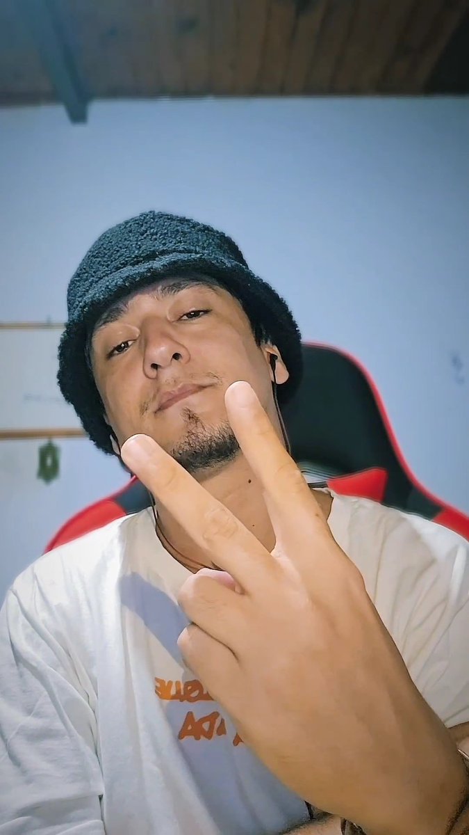 lorensdtpk's tweet photo. @rapfalando MÚSICAS PRA SAIR NA MÃO 25/07 https://t.co/3xFSsWXkPx