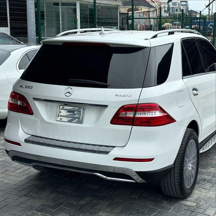PrideAutos's tweet image. AVAILABLE FOR SALE
2014 Mercedes Benz ML350 
Pristine condition 
Price: 27M
Call/Chat: 08151619939

 #ladydriven #carporn #femaledriven #cargirls  #carsofinstagram #cargirlculture #femaleowned #cargirlsdoitbetter #carmodel #carphotography #savethemanuals #builtnotbought #girlstar