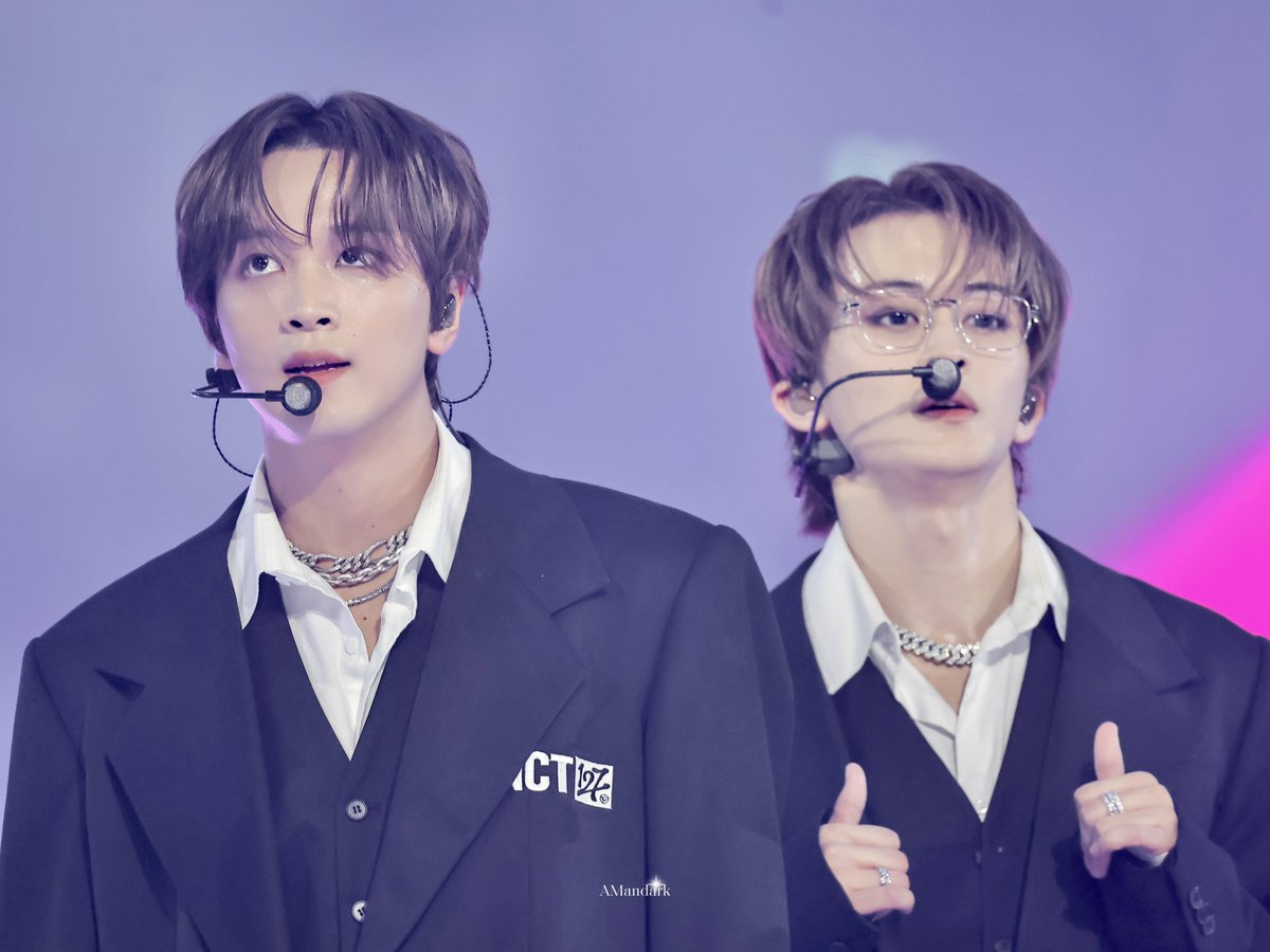 AM_andark's tweet photo. 240721 SBS

𝑻𝒉𝒆 𝑳𝒆𝒈𝒆𝒏𝒅𝒂𝒓𝒚 ♥︎

#markchan #markhyuck #맠동 https://t.co/vVaRN2r4iL