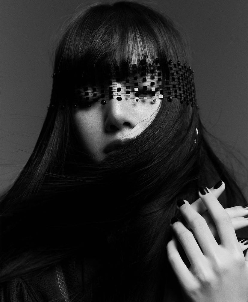 🖤🖤🖤🖤🖤

LISA LV BRAND AMBASSADOR 
#LISAxLouisVuitton